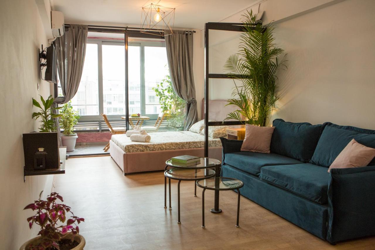 Apartment Mosaics Aprtm In The Historical Center Of Ermou 18